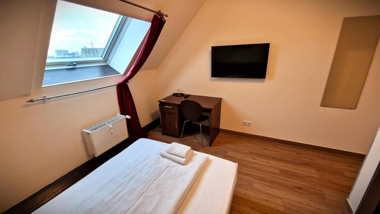 Mikon Eastgate Hotel - City Centre Berlin Exteriör bild